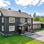Lodge Weistad Heidal