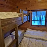 Weistad Lodge
