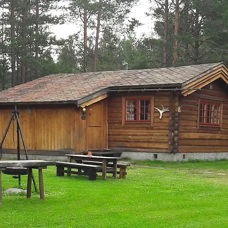 Lodge Weistad *